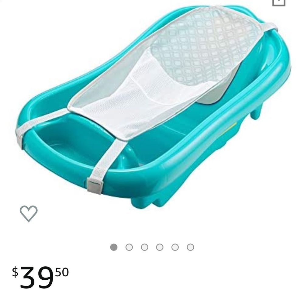 Baby tub with newborn insert